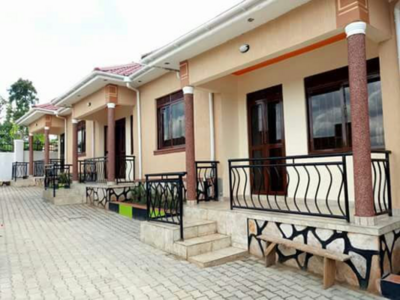 TWELVE UNIT COMMERCIAL HOUSE